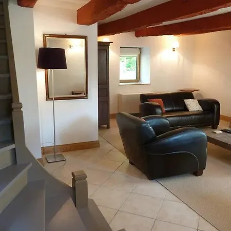 Spacious Longere,heated Swimming Pool, Idyllic Setting, Southern Brittany, Fr *